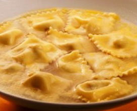 Cappelletti di magro romagnoli