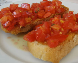 ricetta: Crostini rossi piccanti