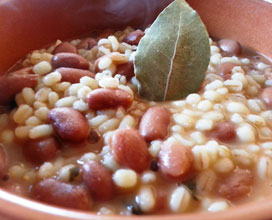 Minestra di fagioli e orzo