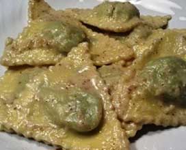 Pansoti (Pansotti) alla genovese